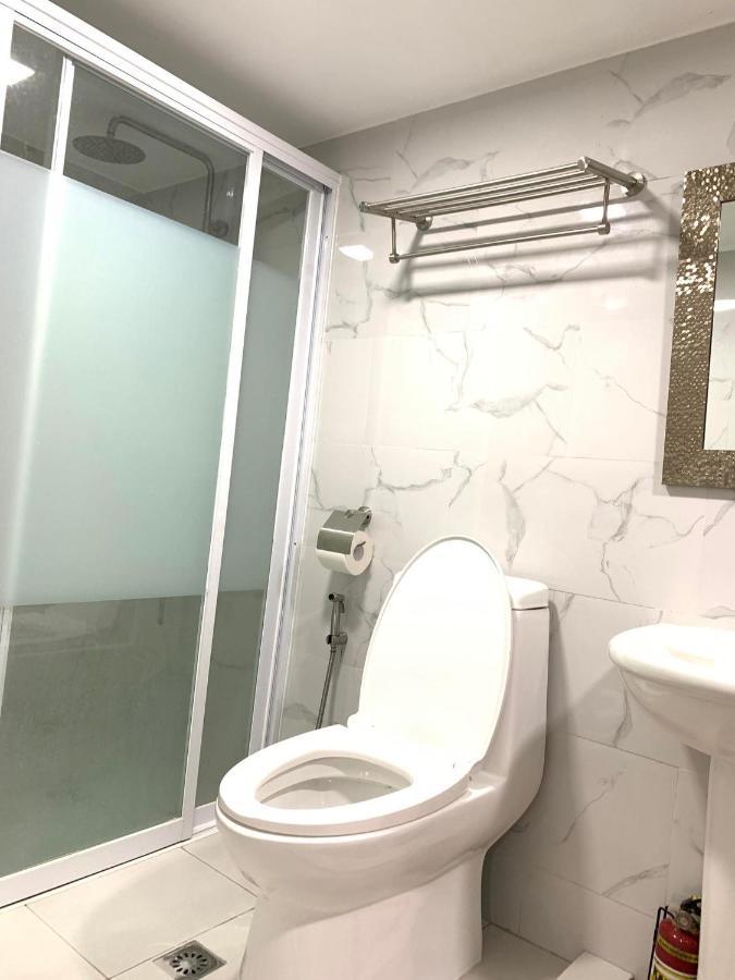 2 Bedroom Condo Unit With City And Mountain View Cebu Zewnętrze zdjęcie