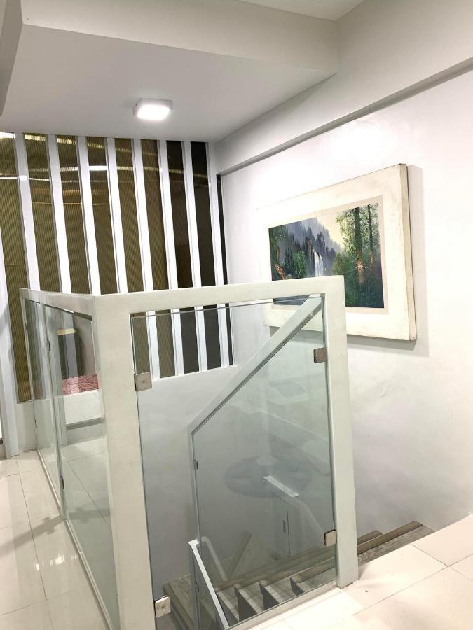 2 Bedroom Condo Unit With City And Mountain View Cebu Zewnętrze zdjęcie
