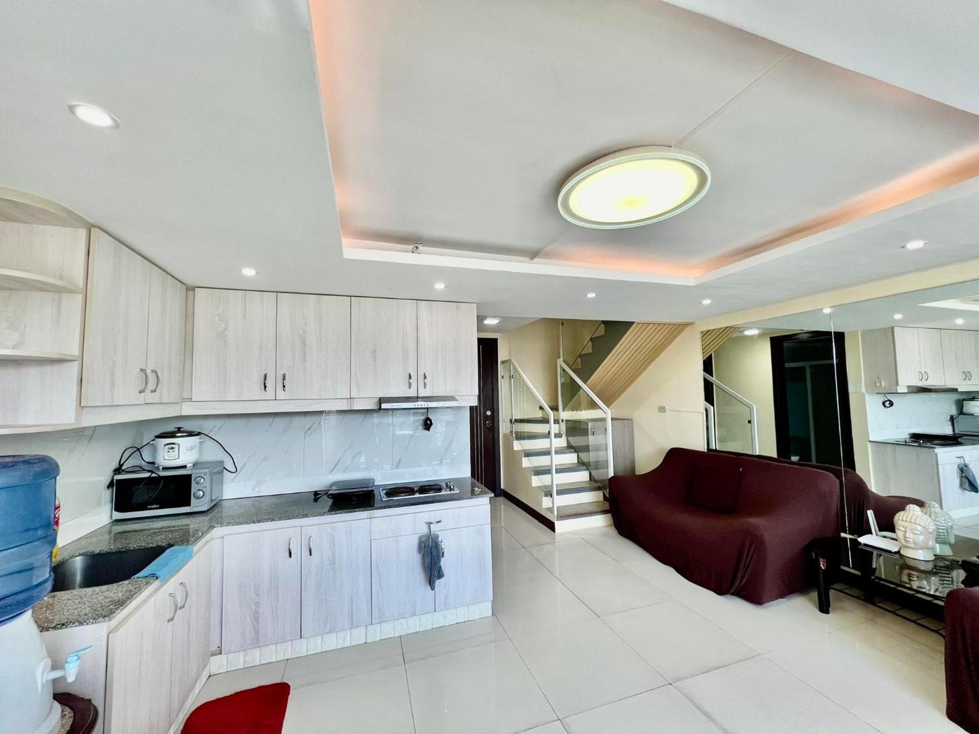2 Bedroom Condo Unit With City And Mountain View Cebu Zewnętrze zdjęcie