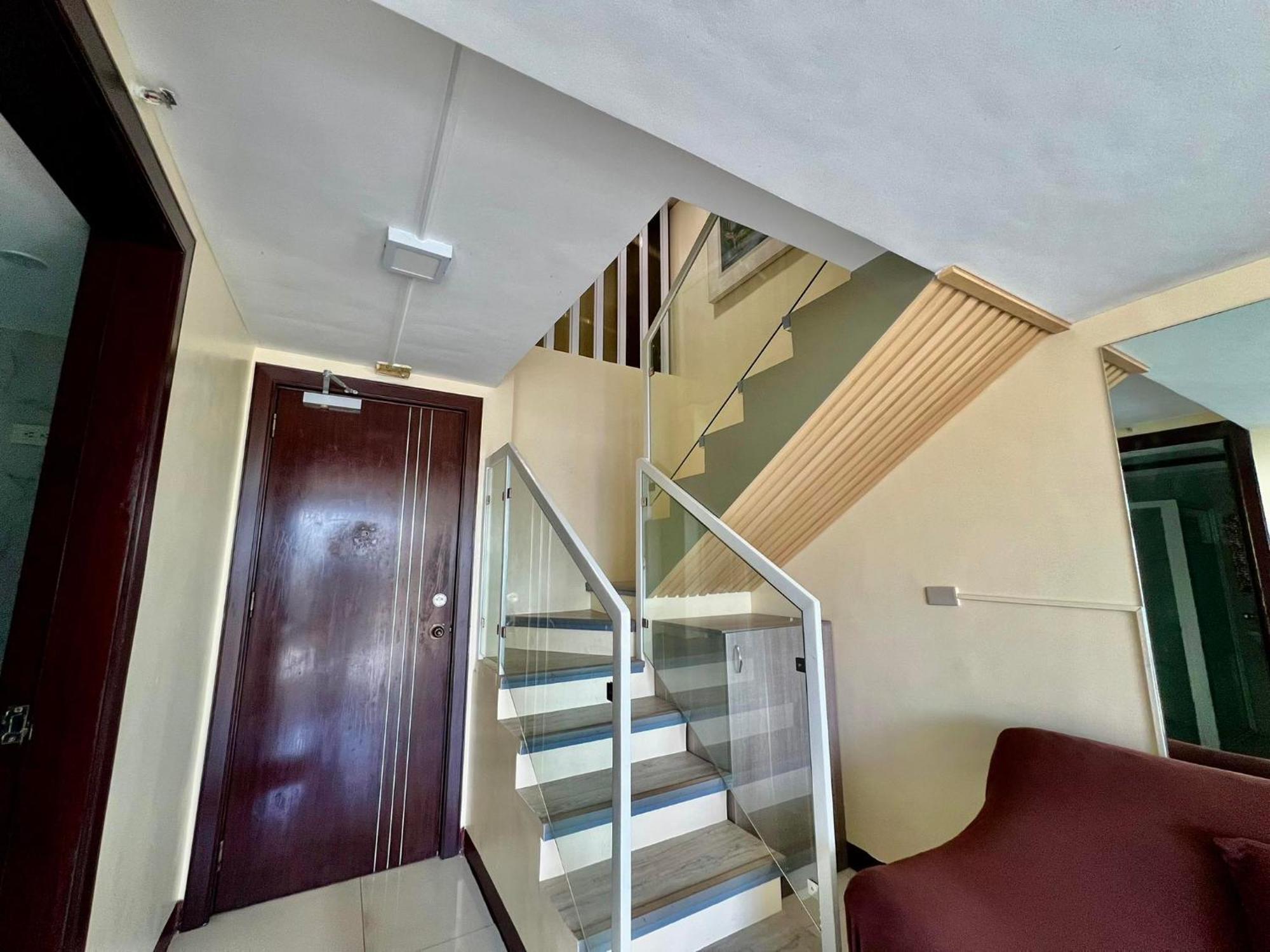 2 Bedroom Condo Unit With City And Mountain View Cebu Zewnętrze zdjęcie
